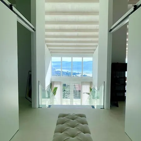 Con Vistas Al Mar Y Piscina Vilaboa